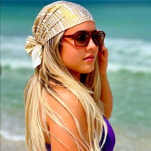 Meet your Posher, Marianni